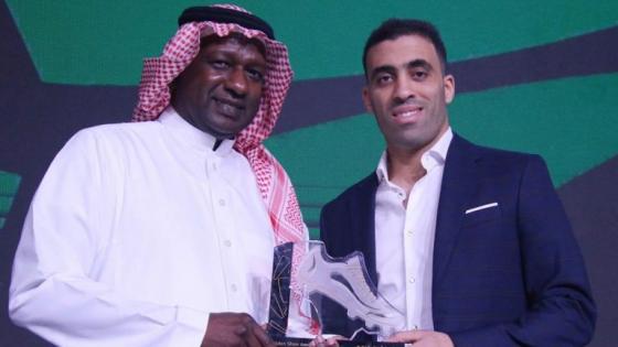 تتويجُ حمدالله بجائزتي أفضل لاعب بالدوري السعودي والحذاء الذهبي