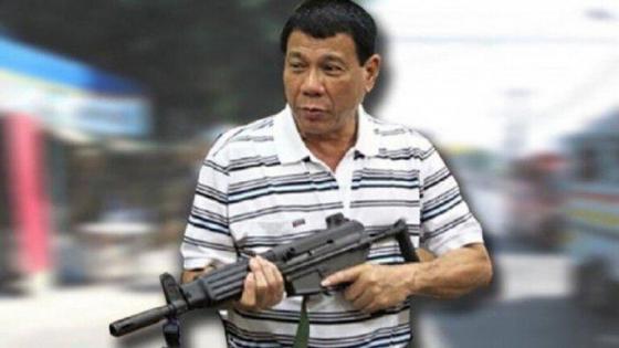 رئيس الفلبين يدعو مواطنيه لإطلاق النار على المسؤولين الفاسدين