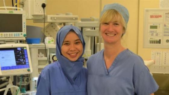 بريطانيا : طبيبة تخترع “حجابا مُعقما”