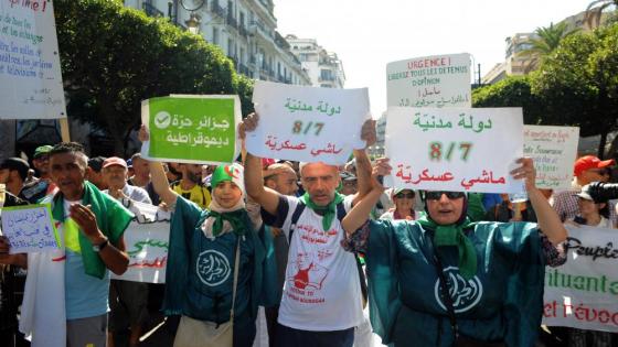 الجزائر.. مظاهرات رافضة للانتخابات بالجمعة 40 للحراك