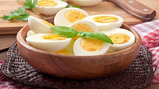 دراسة: تناول البيض يومياً يسبب السكري لدى النساء بنسبة كبيرة