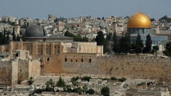 مسؤول فلسطيني يشيد بجهود الملك في نصرة القدس ودعم المقدسيين